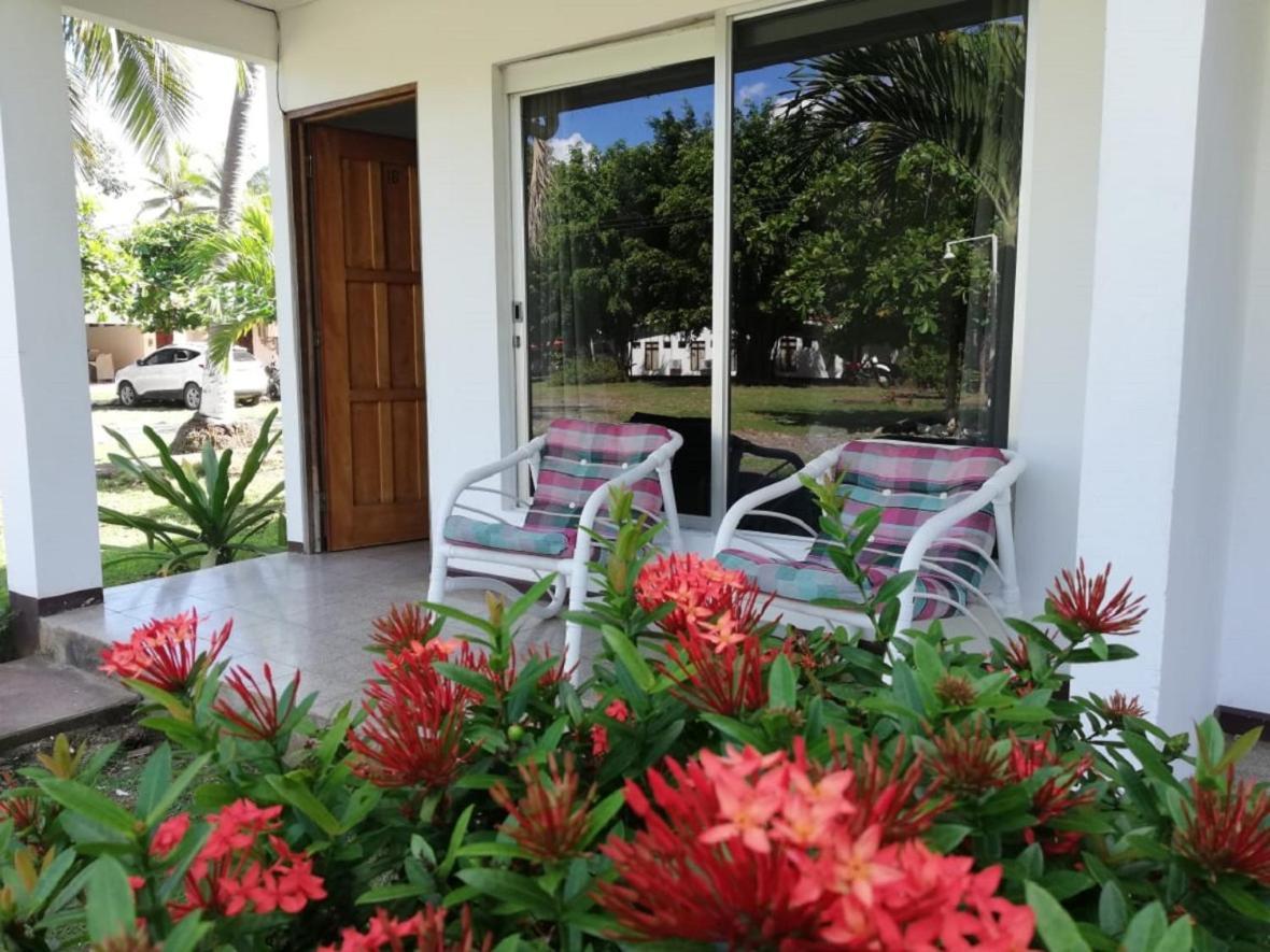 Hotel La Isla Parrita Ngoại thất bức ảnh