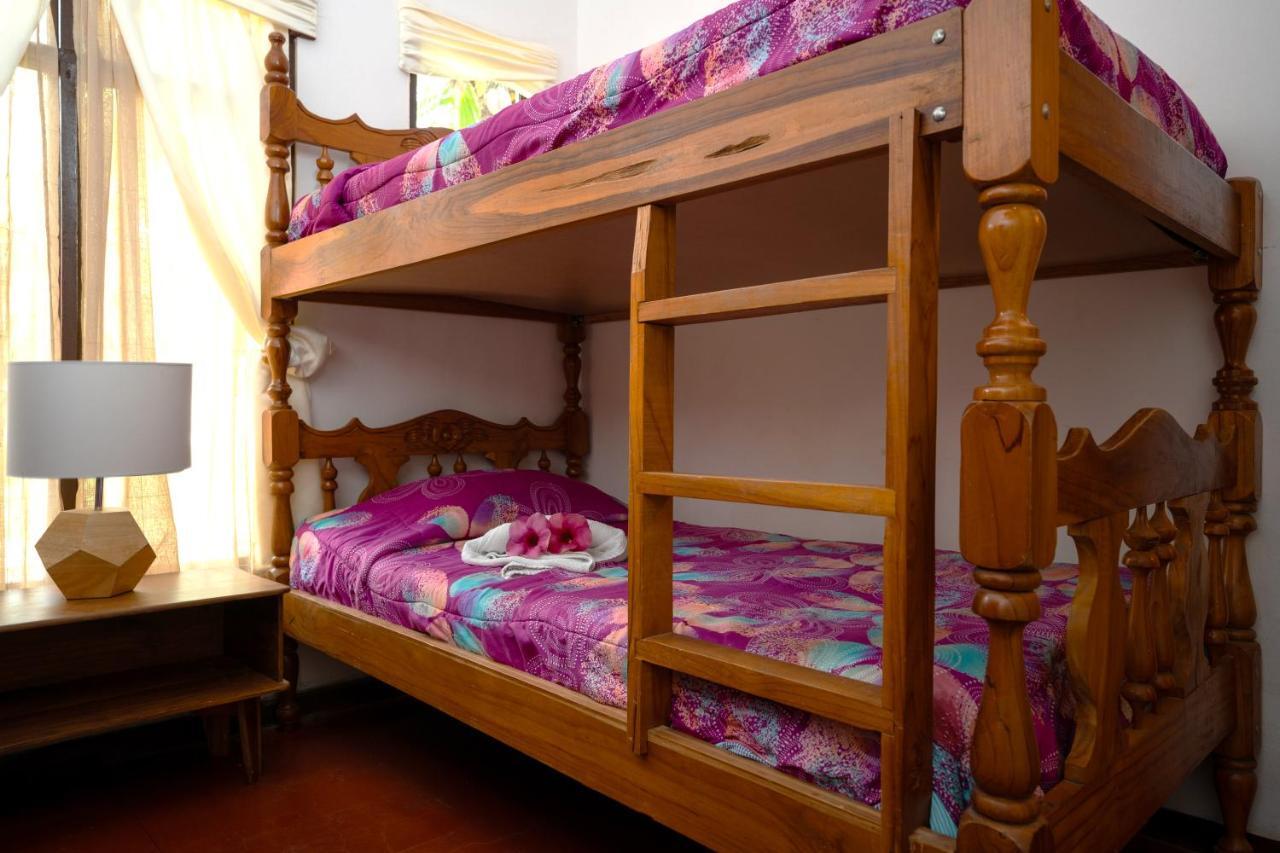 Hotel La Isla Parrita Ngoại thất bức ảnh