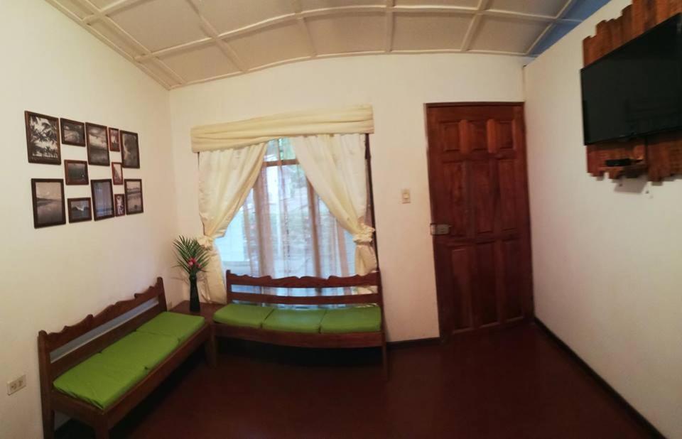 Hotel La Isla Parrita Ngoại thất bức ảnh